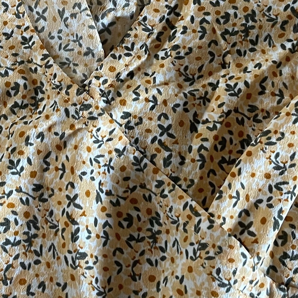 Abercrombie Blouse - Picture 2 of 6